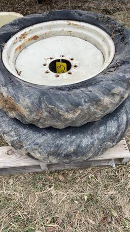 New Idea Manure Spreader Tires and Rims