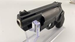 Taurus, Judge, 45/410cal, Revolver w/ Soft Case