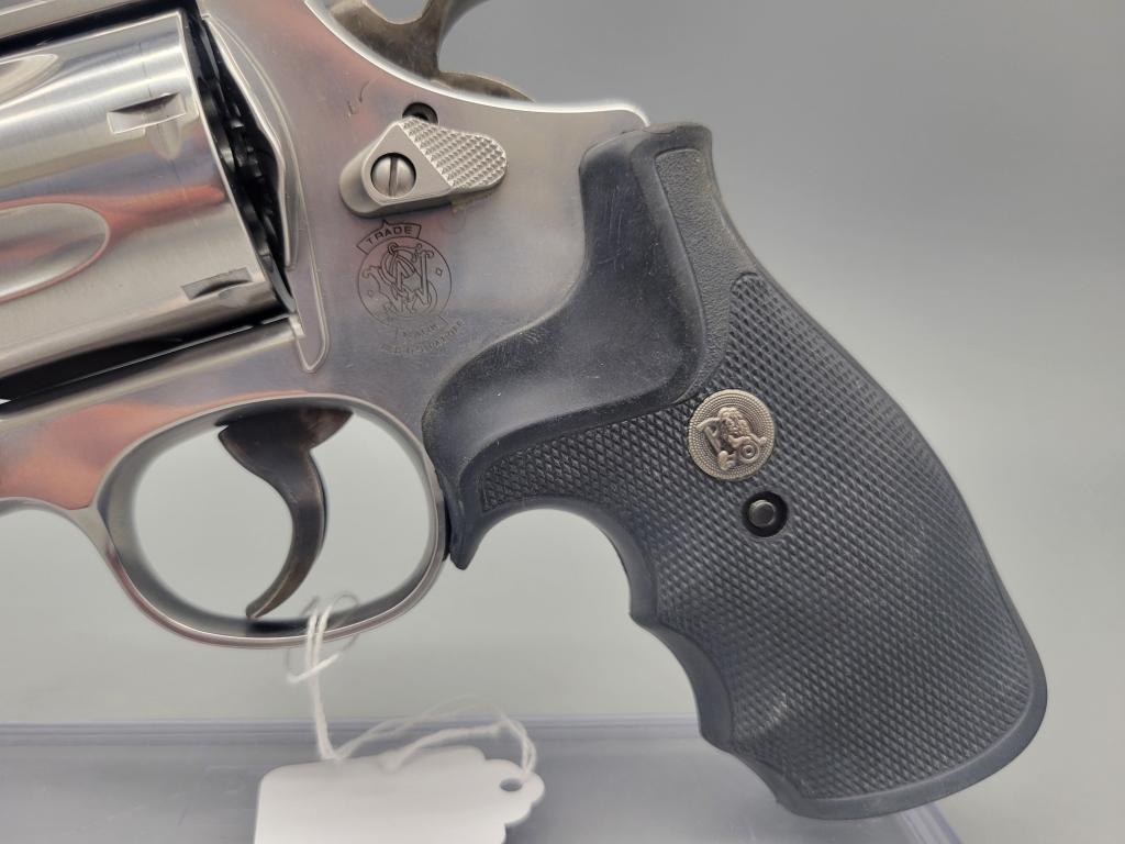 Smith & Wesson 629-6 .44mag