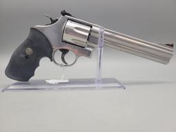 Smith & Wesson 629-6 .44mag