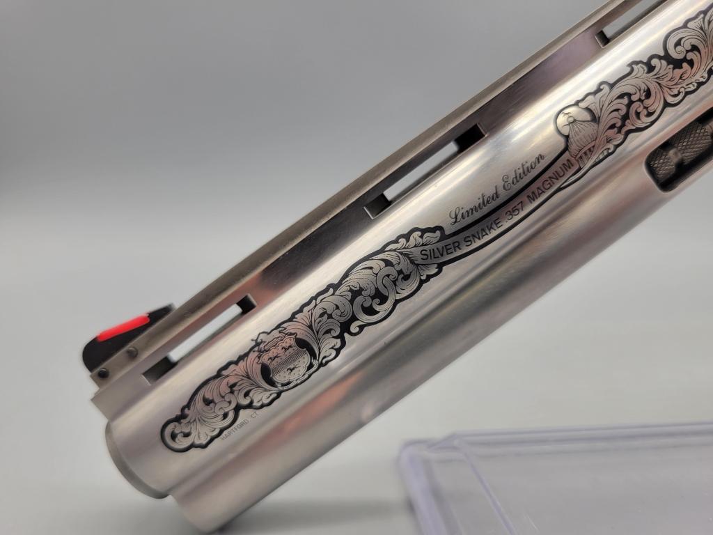 Colt Python Silver Snake Edition