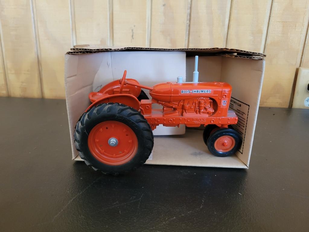 Allis Chalmers WD45 Tractor