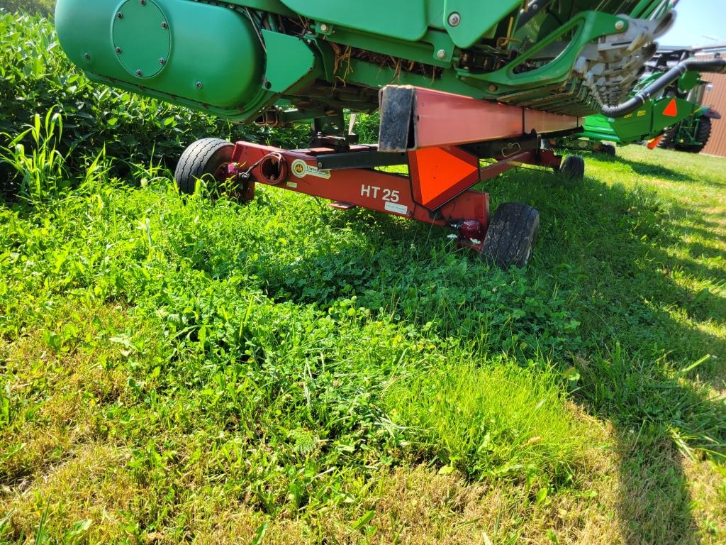 John Deere 608C Corn Head