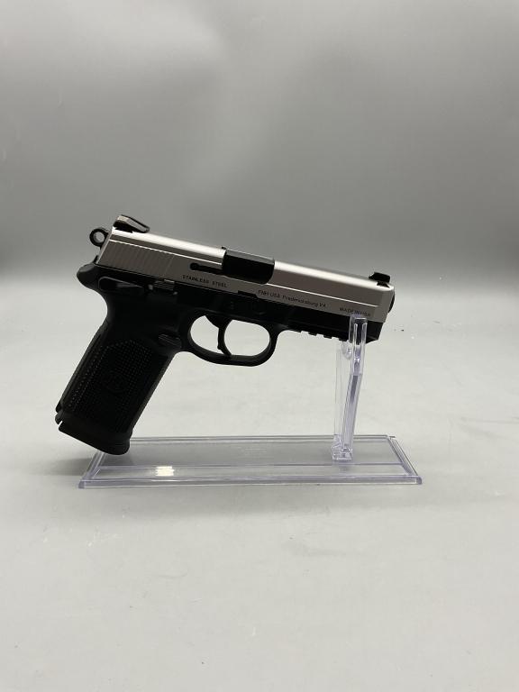 FHN, FNP-45, 45cal, Pistol, 2 Extra Mags and