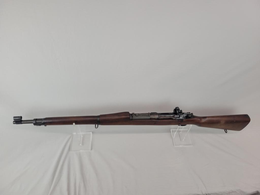 Springfield M1903 Springfield manufactured M1903 rifle, chambered in 30-06, wooden stock and blued b