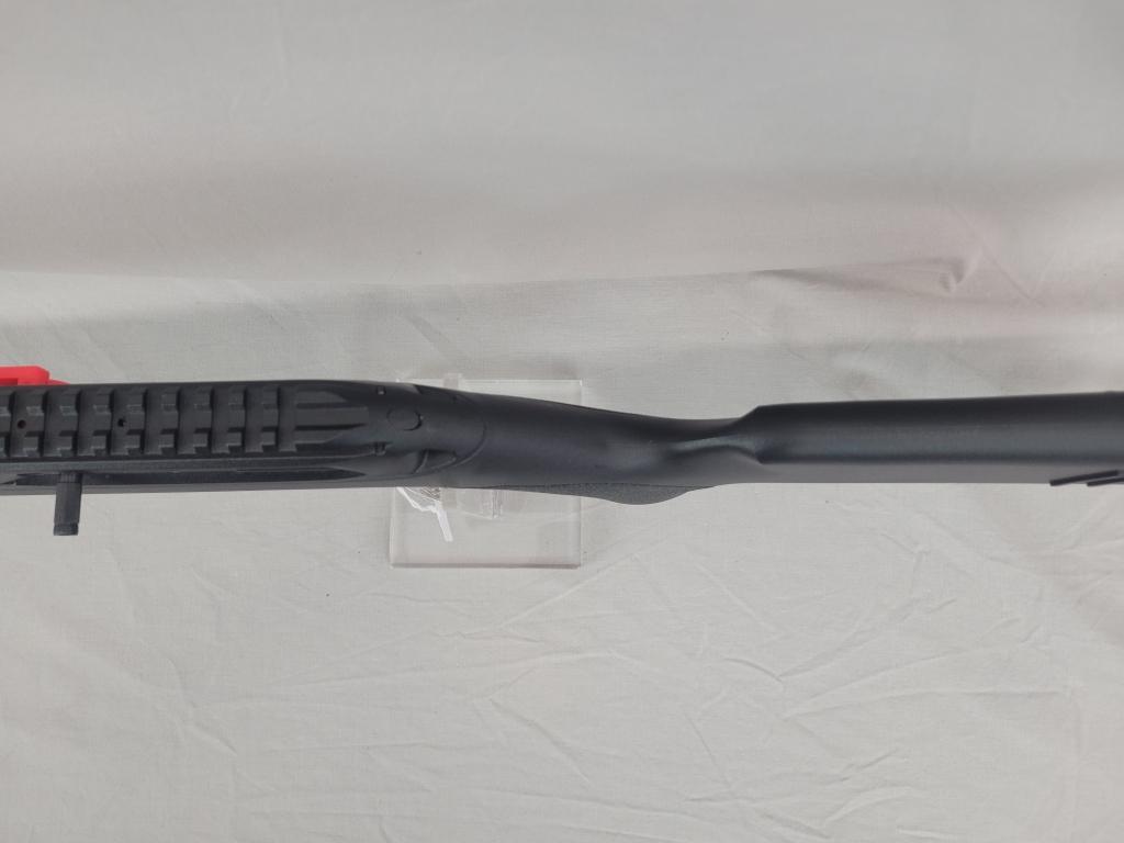 Derya TM22 Rifle Derya TM 22 rifle, .22 LR, poly stock, blued barrel, semi-auto, comes with one maga