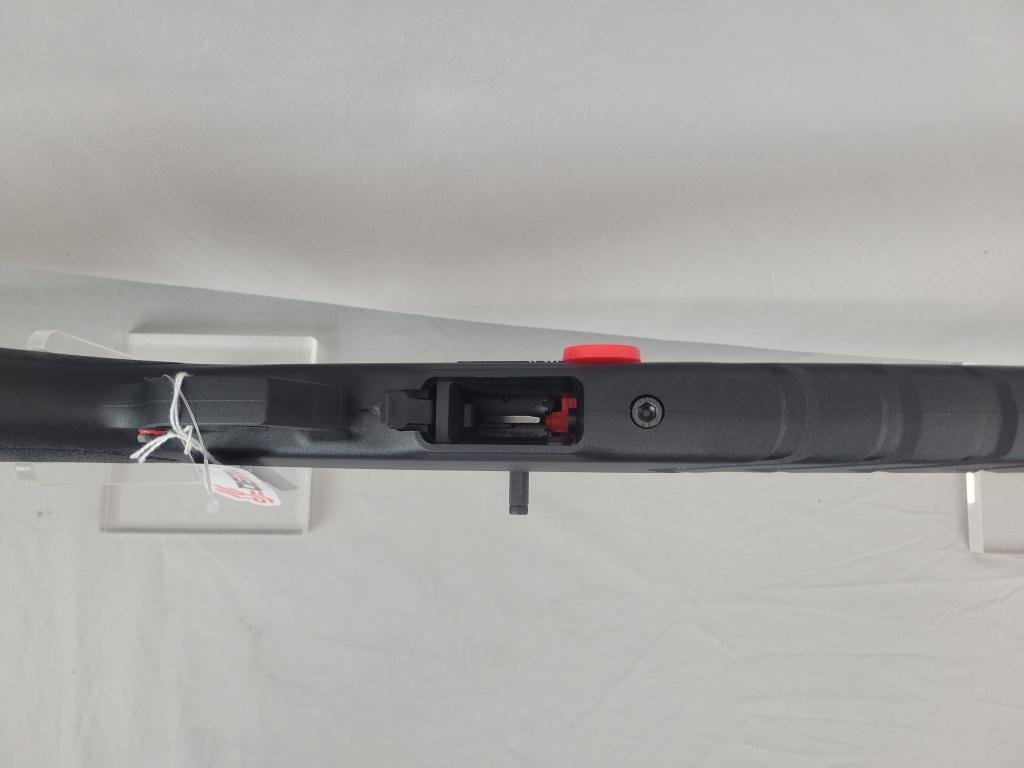 Derya TM22 Rifle Derya TM 22 rifle, .22 LR, poly stock, blued barrel, semi-auto, comes with one maga