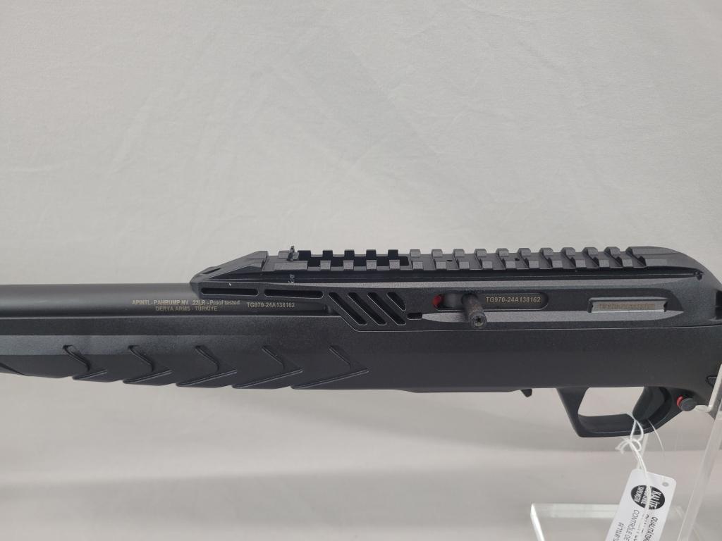 Derya TM22 Rifle Derya TM 22 rifle, .22 LR, poly stock, blued barrel, semi-auto, comes with one maga