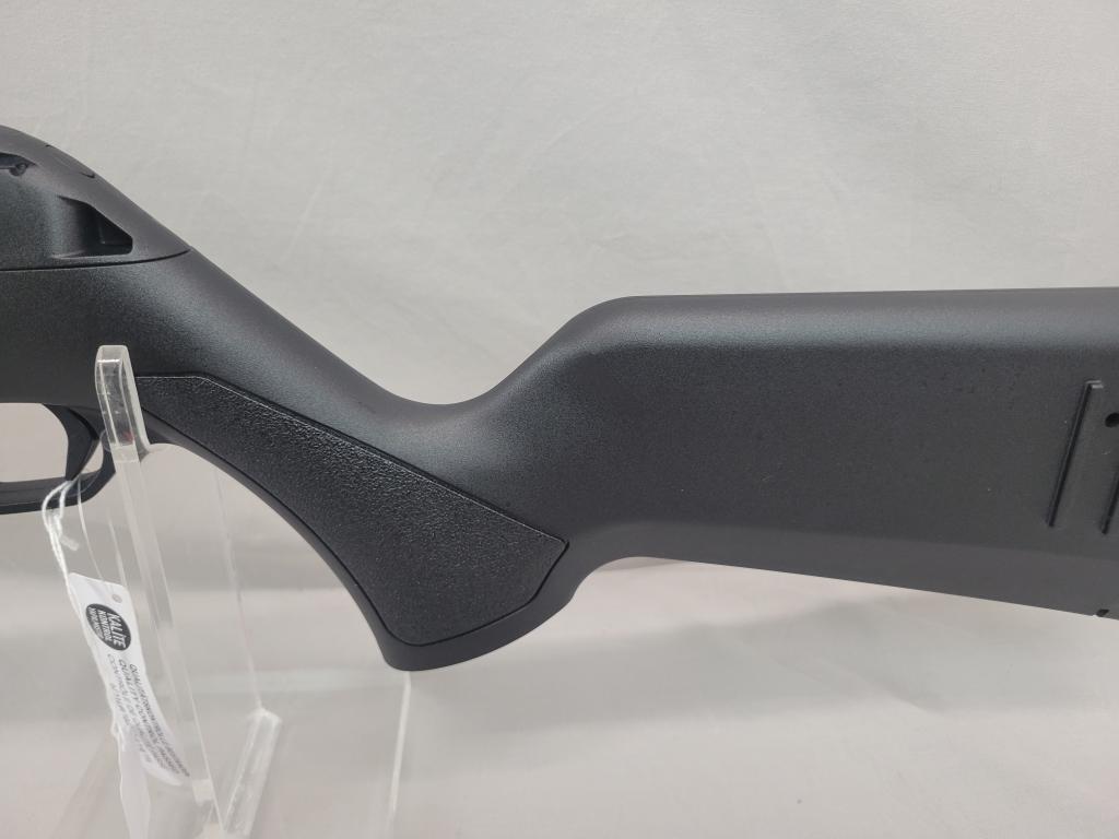 Derya TM22 Rifle Derya TM 22 rifle, .22 LR, poly stock, blued barrel, semi-auto, comes with one maga