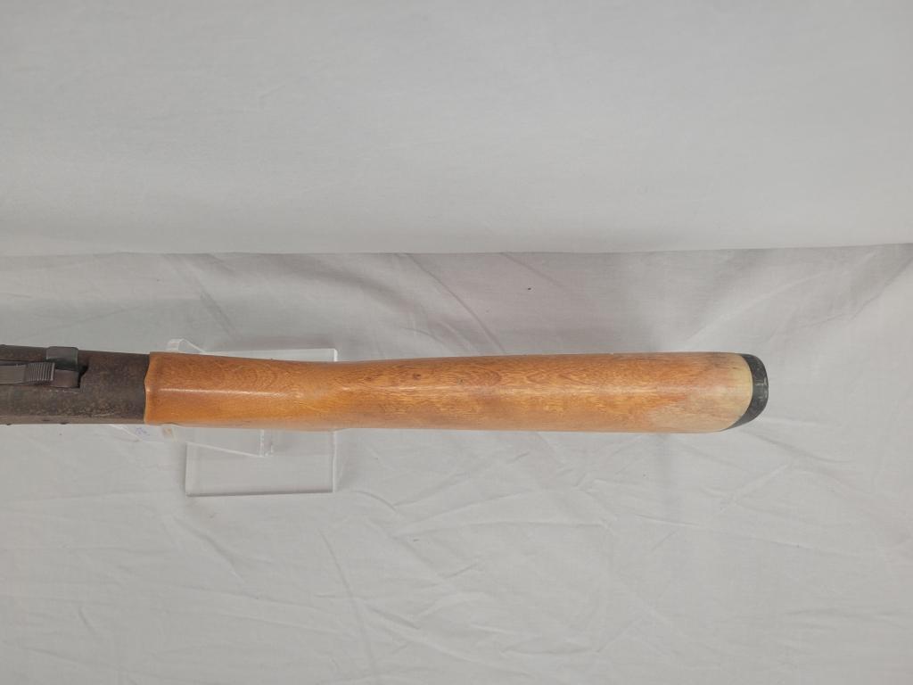 H&R Topper Shotgun H&R Topper single shot shotgun, chambered in 12 ga, wooden stock and blued barrel