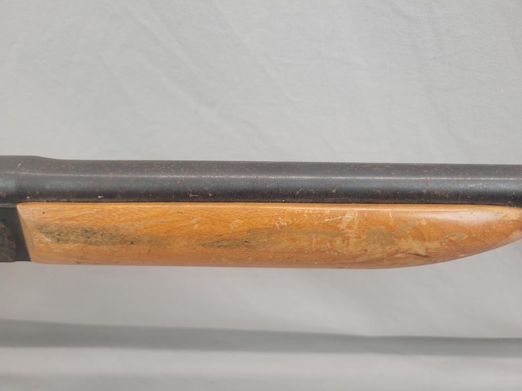 H&R Topper Shotgun H&R Topper single shot shotgun, chambered in 12 ga, wooden stock and blued barrel