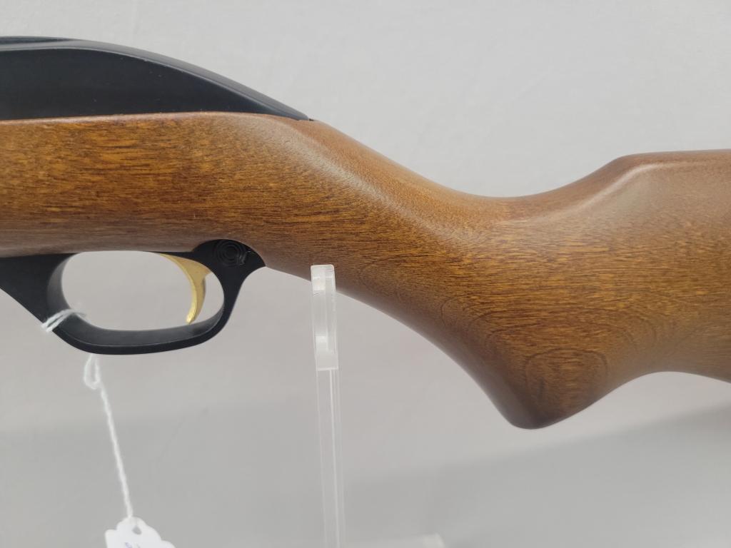 Marlin Model 60 Semi-Auto Rifle Marlin model 60 semi-auto rifle, .22LR, blued barrel and wooden stoc