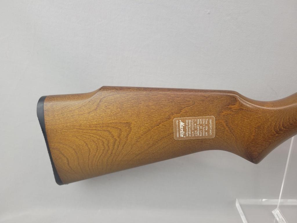 Marlin Model 60 Semi-Auto Rifle Marlin model 60 semi-auto rifle, .22LR, blued barrel and wooden stoc