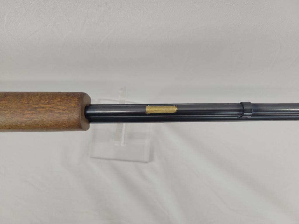 Marlin Model 60 Semi-Auto Rifle Marlin model 60 semi-auto rifle, .22LR, blued barrel and wooden stoc