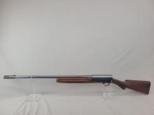 Fabrique Nationale Browning Shotgun This shotgun is a model A5, chambered in 12 ga, semi-auto. Does