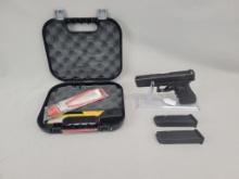 Glock Model 22 Pistol Glock model 22 pistol, chambered in .40 cal, comes with two magazines and plas