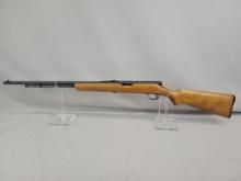 Stevens 87-B Rifle Stevens 87-B rifle, .22LR. This rifle does have some issues, we were not able to