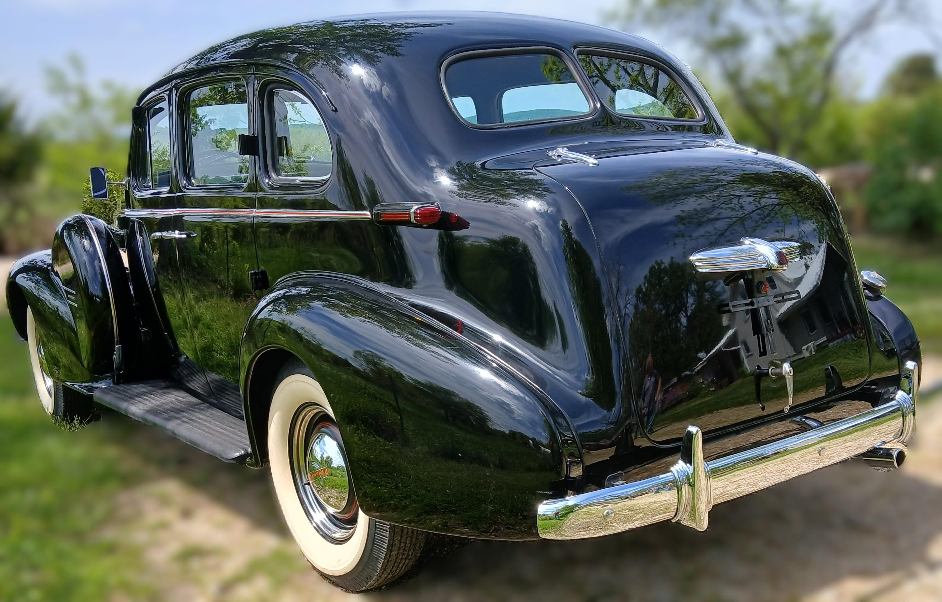 1937 Oldsmobile