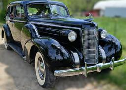 1937 Oldsmobile