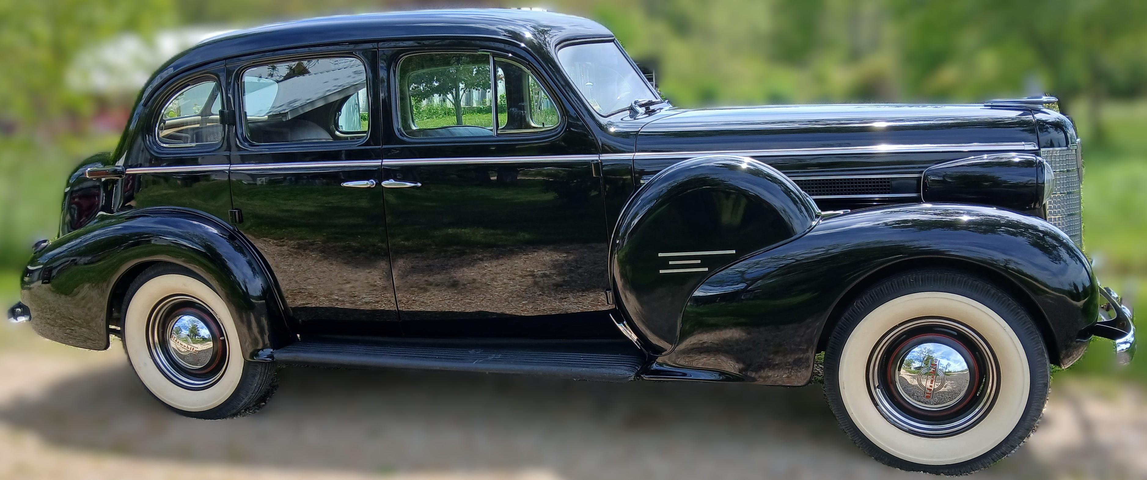 1937 Oldsmobile