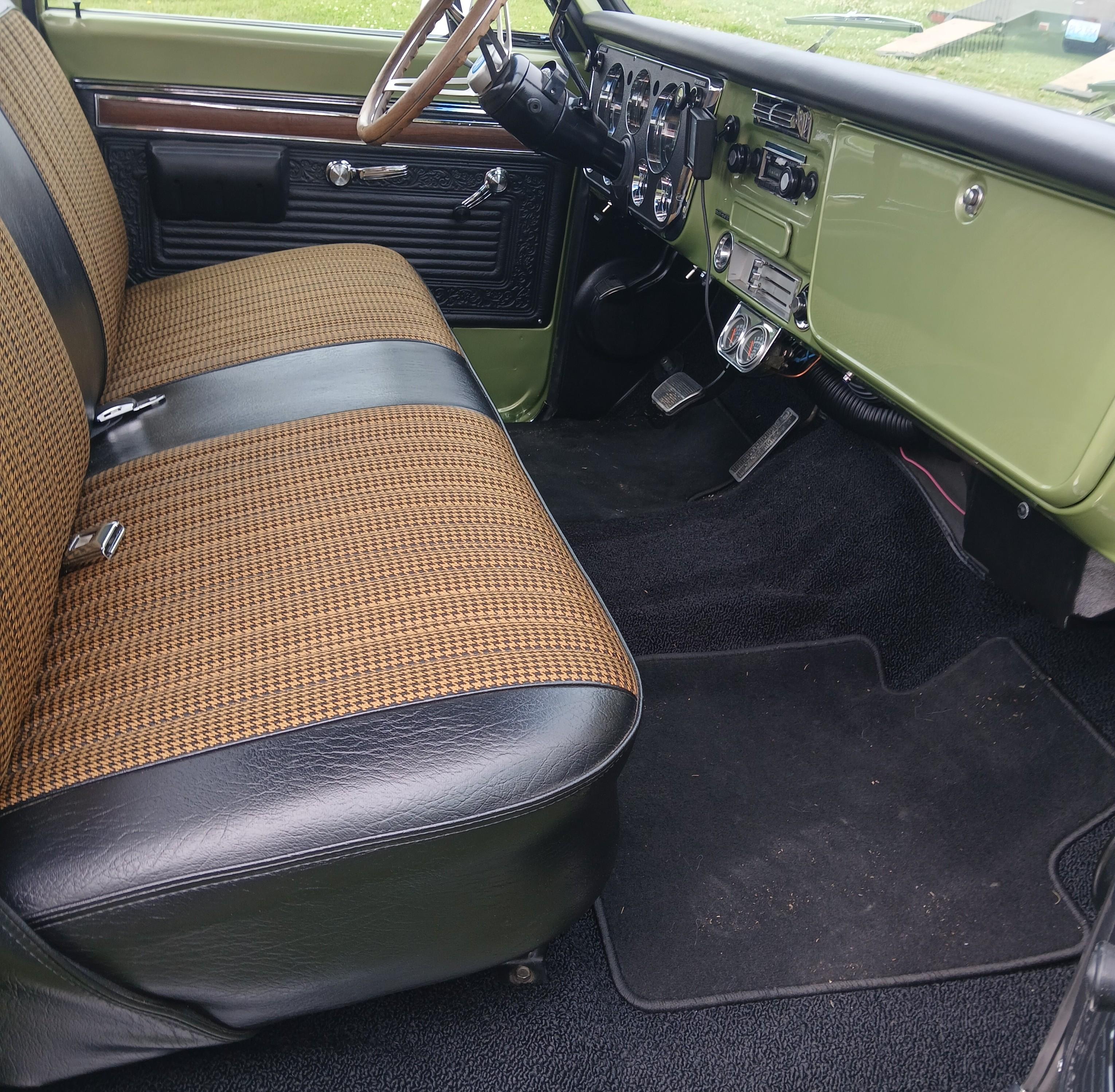 1971 Chevrolet C10 Custom Cheyenne