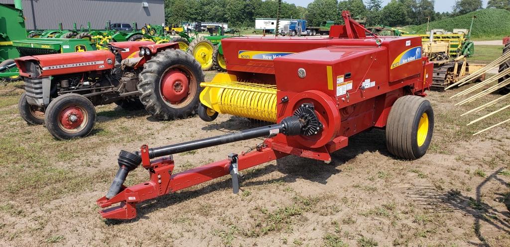 New Holland BC5070 square baler hydraulic tension, low bales, used 1 season, 2020
