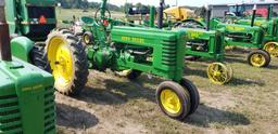 John Deere B - narrow front