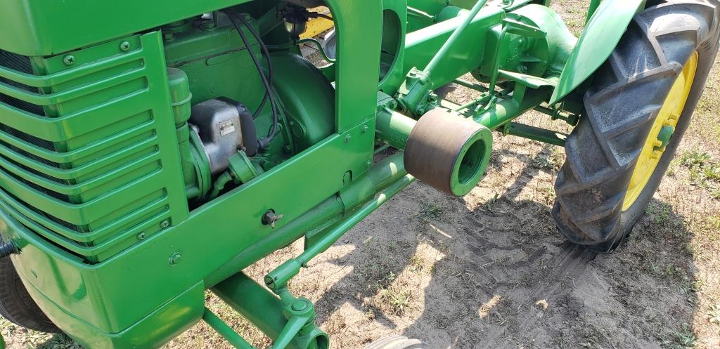John Deere L