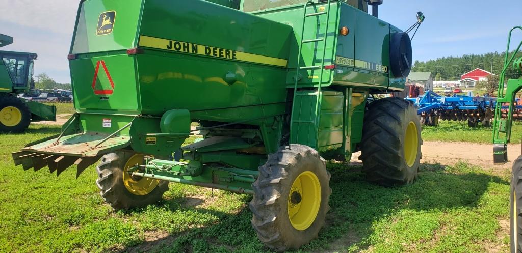 John Deere 6620 Titan II 1 owner, heavy duty rear axle, 1988 last year built, 1600 hours, farmer ret