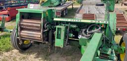 John Deere 3970 chopper with 2R narrow corn head