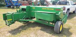John Deere 328 square baler