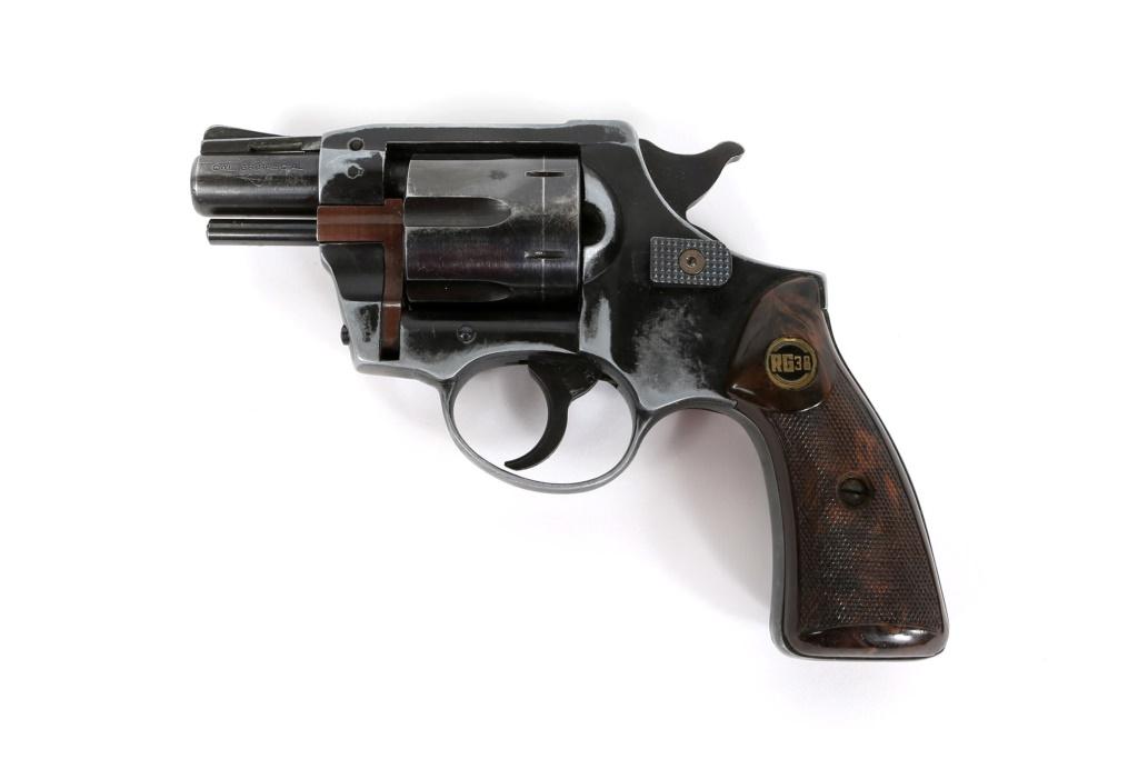 ROHM GESELLSCHAFT MODEL RG38 SNUB NOSE REVOLVER