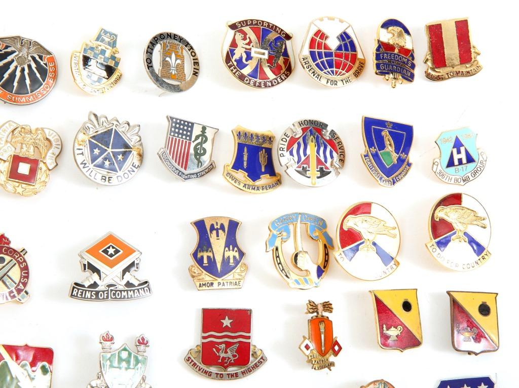 US ARMY DUI CREST INSIGNIA LARGE MIXED LOT