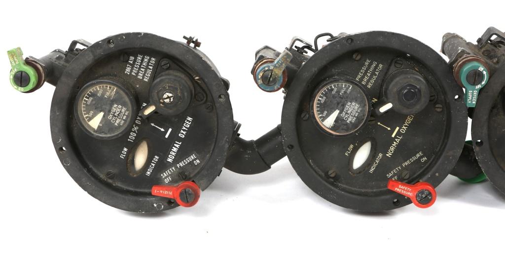 US NAVY PILOT OXYGEN MASK BENDIX REGULATOR LOT