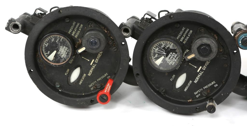US NAVY PILOT OXYGEN MASK BENDIX REGULATOR LOT
