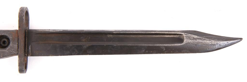 COLD WAR BRITISH L1A3 & NO4 MKII SPIKE BAYONET LOT