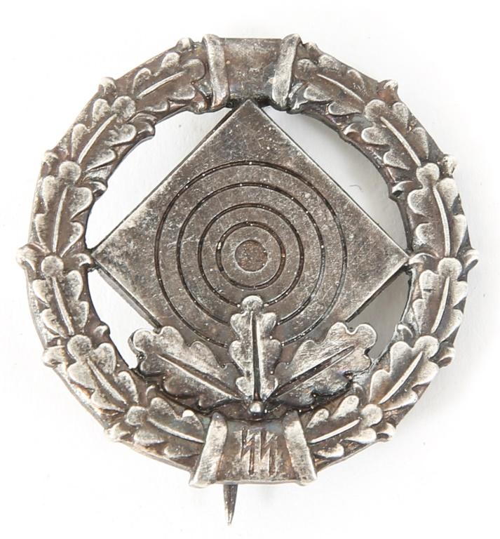 WWII GERMAN SS MASTER MARKSMAN BADGE