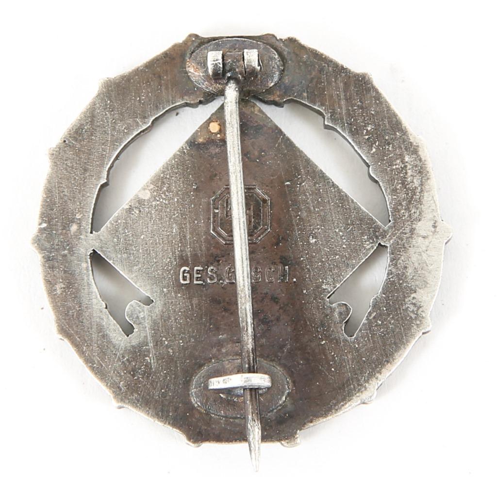 WWII GERMAN SS MASTER MARKSMAN BADGE