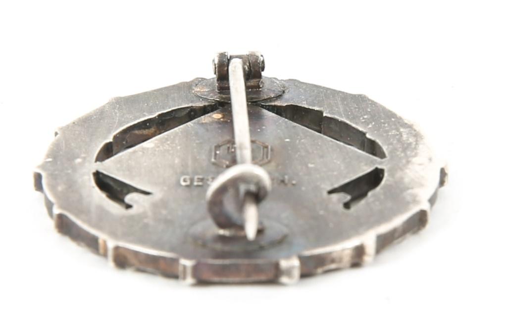 WWII GERMAN SS MASTER MARKSMAN BADGE