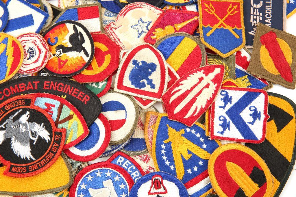 WWII - VIETNAM US ARMY PATCH MIXED LOT OF 200