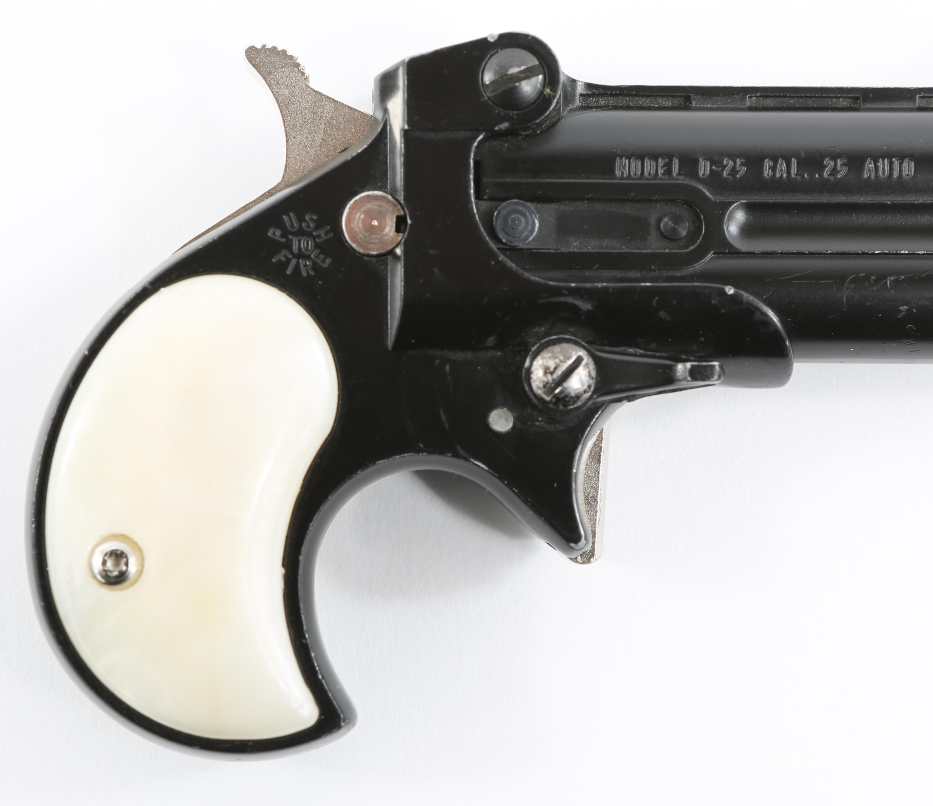 DAVIS INDUSTRIES MODEL D-25 .25 ACP DERRINGER