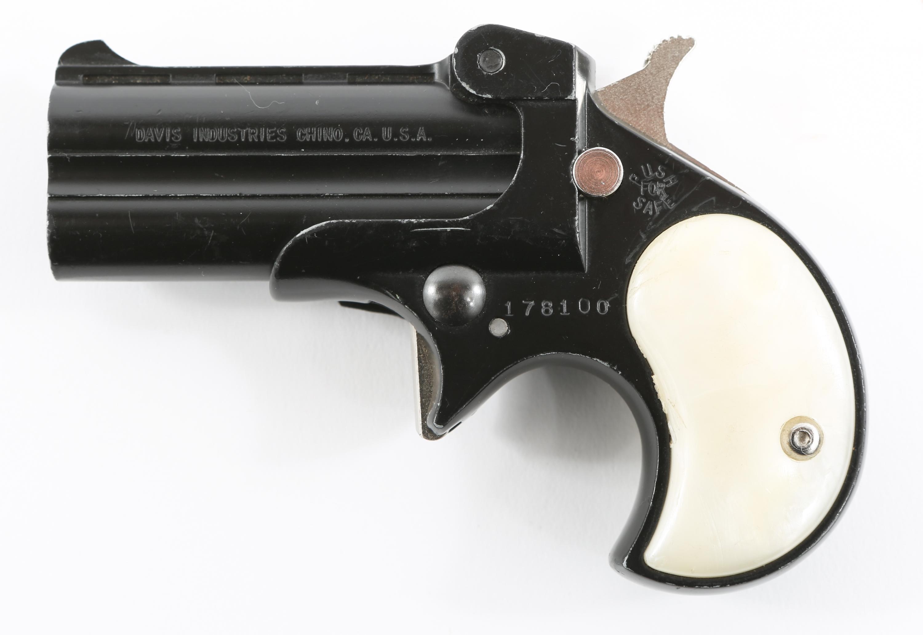 DAVIS INDUSTRIES MODEL D-25 .25 ACP DERRINGER