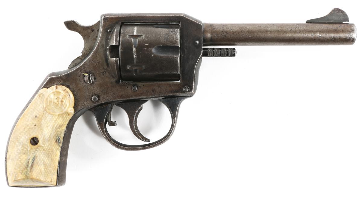 H&R ARMS MODEL 632 .32 S&W CALIBER REVOLVER
