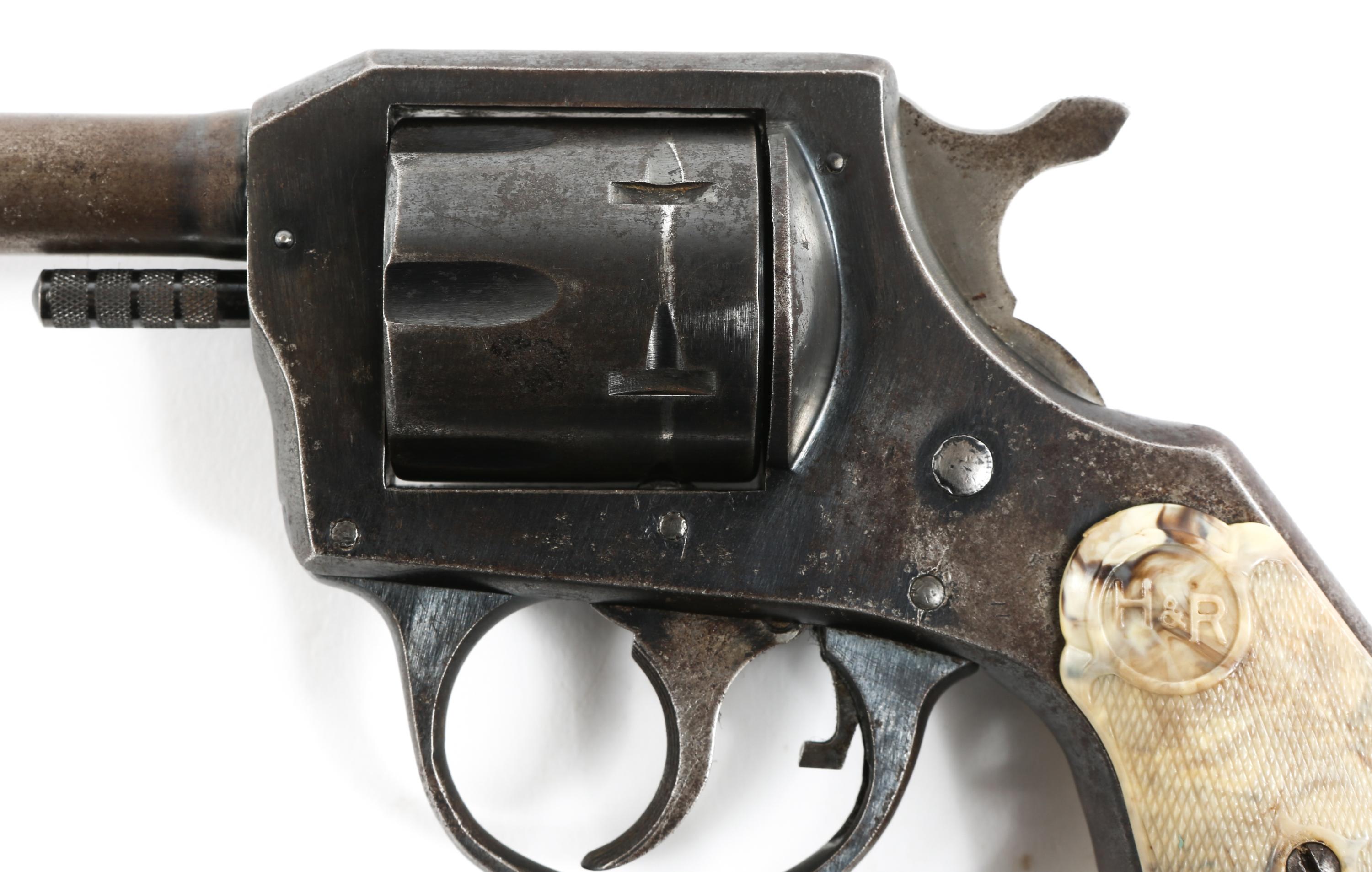 H&R ARMS MODEL 632 .32 S&W CALIBER REVOLVER