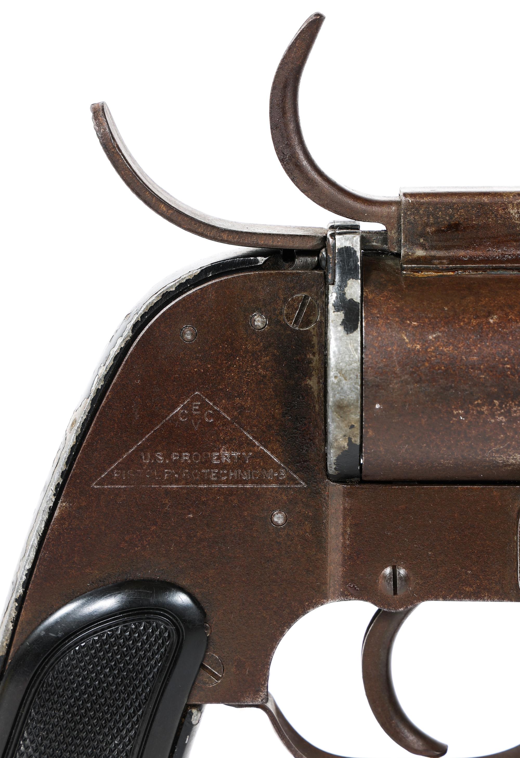 WWII US CEVC PISTOL PYROTECHNIC M-8 FLARE PISTOL