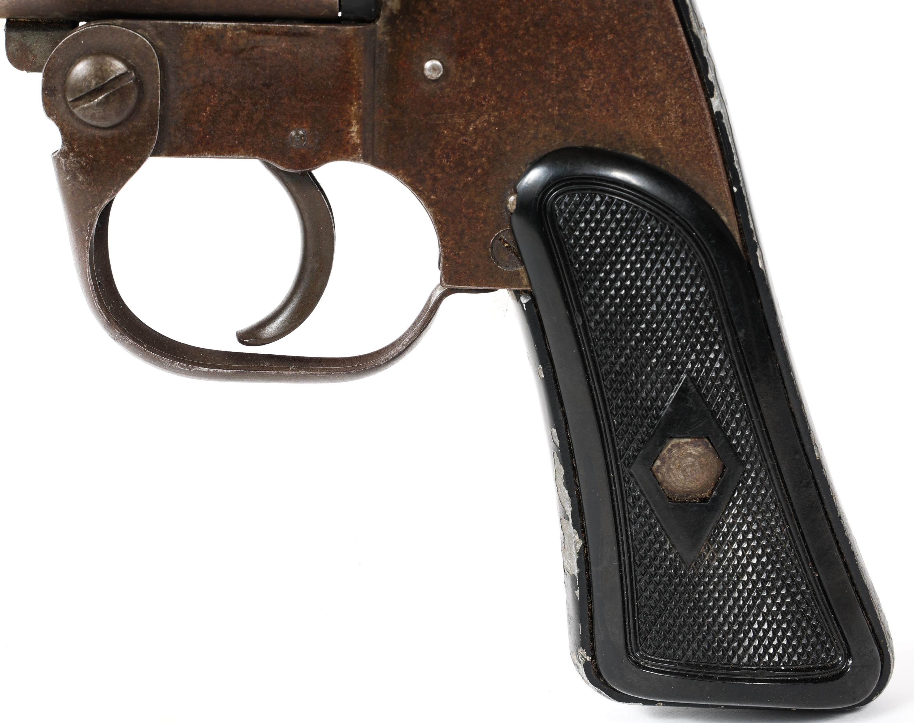 WWII US CEVC PISTOL PYROTECHNIC M-8 FLARE PISTOL