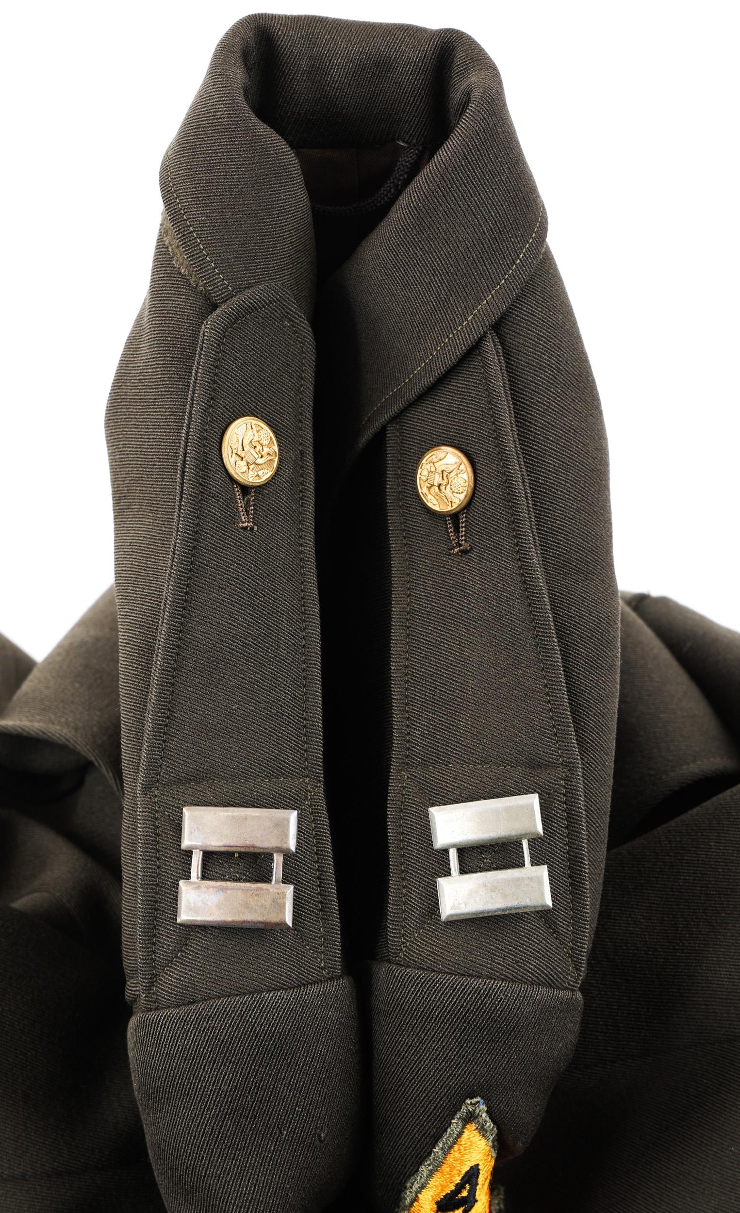 WWII US ARMY 4th ARMORED DIV OFFICER NAMED UNIFORM