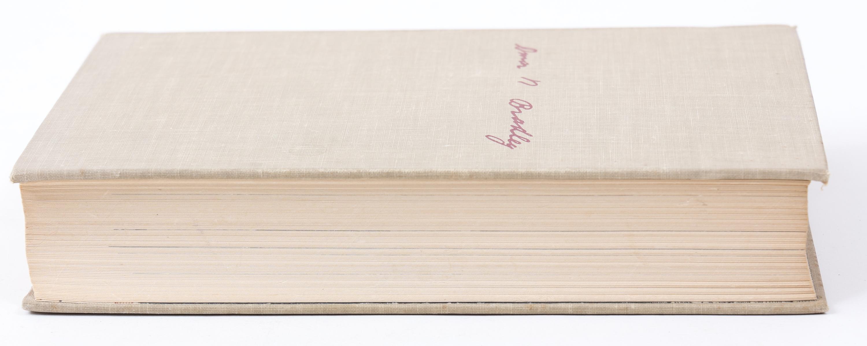 A SOLDIER'S STORY OMAR BRADLEY HAND SIGNED BOOK