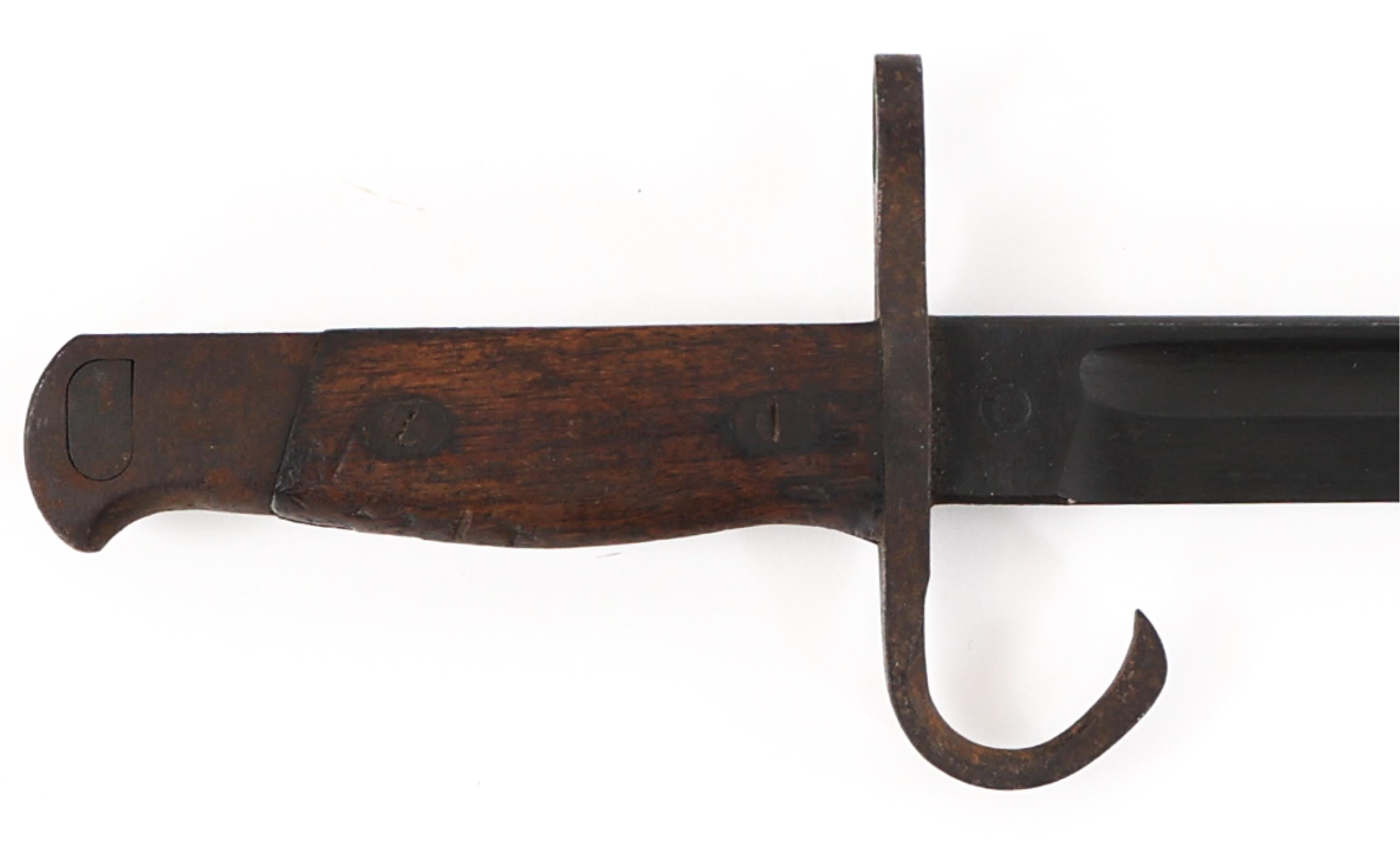 WWII JAPANESE TYPE 30 BAYONETS & USAF PILOT KNIFE