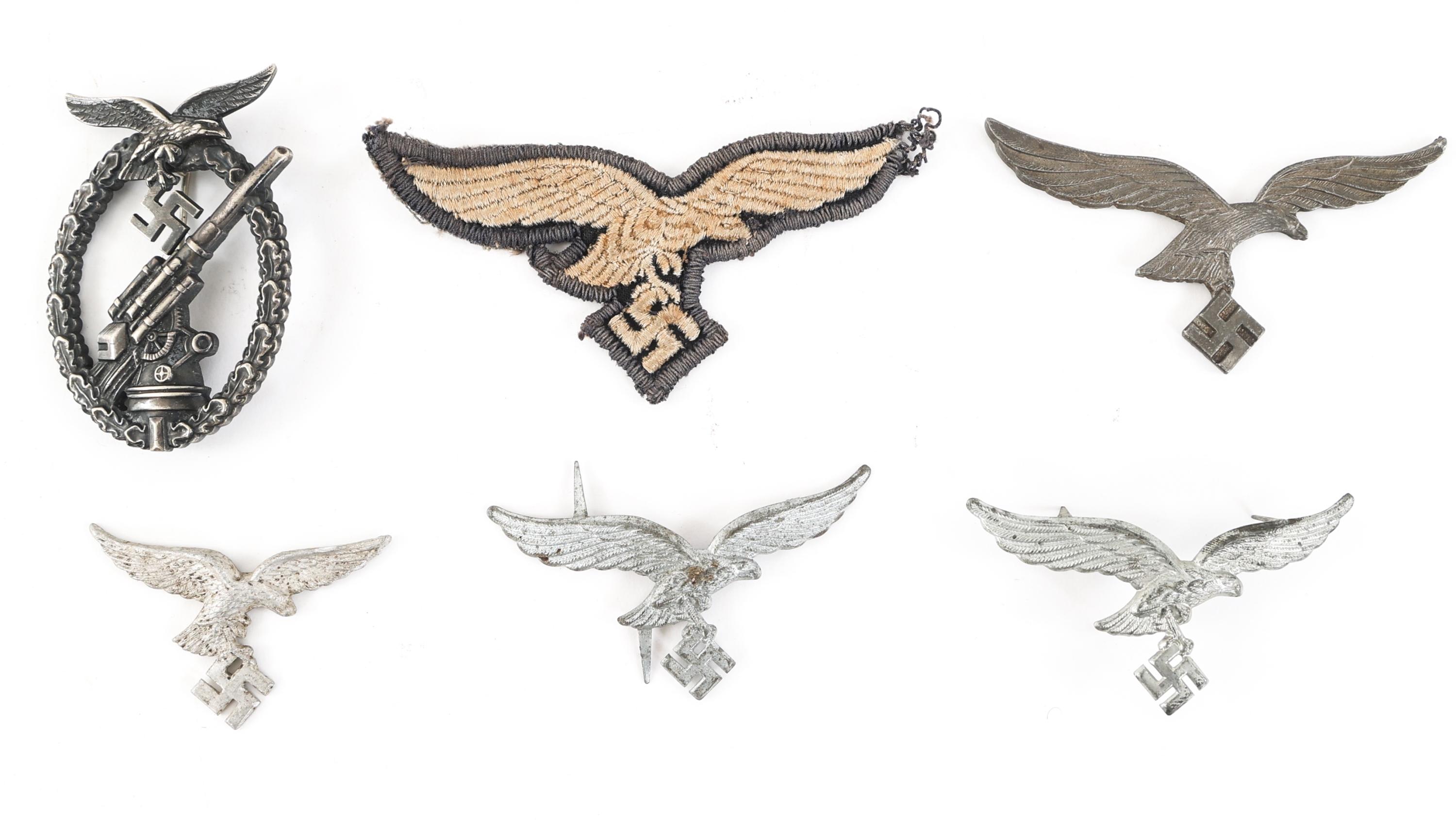 WWII LUFTWAFFE MARKSMANSHIP LANYARD & INSIGNIA LOT